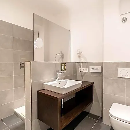 Vollmann Hotel 3*