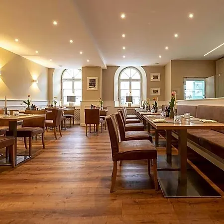 Vollmann Hotel 3*